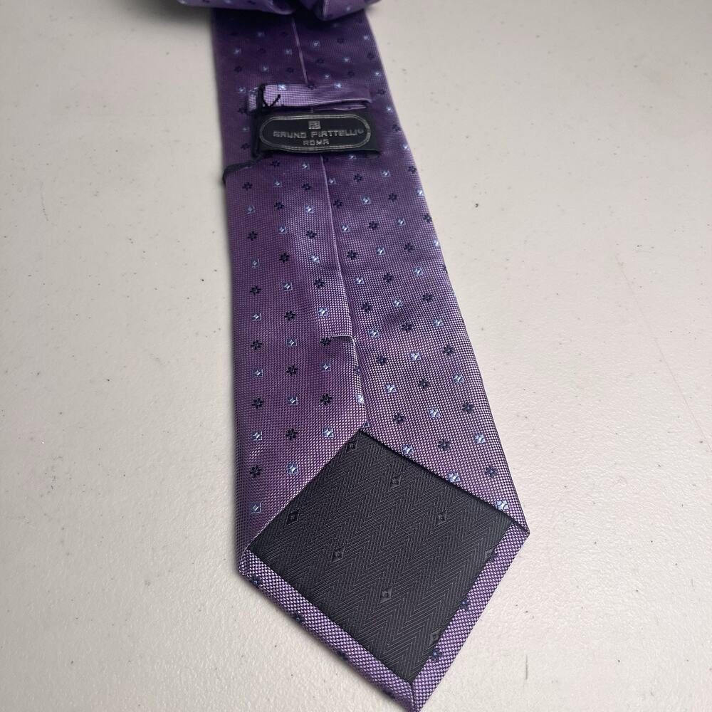 Bruno Piattelli Silk Tie Italy Purple Geometric Print Hand Made Classic 50" NWT - Picture 5 of 13